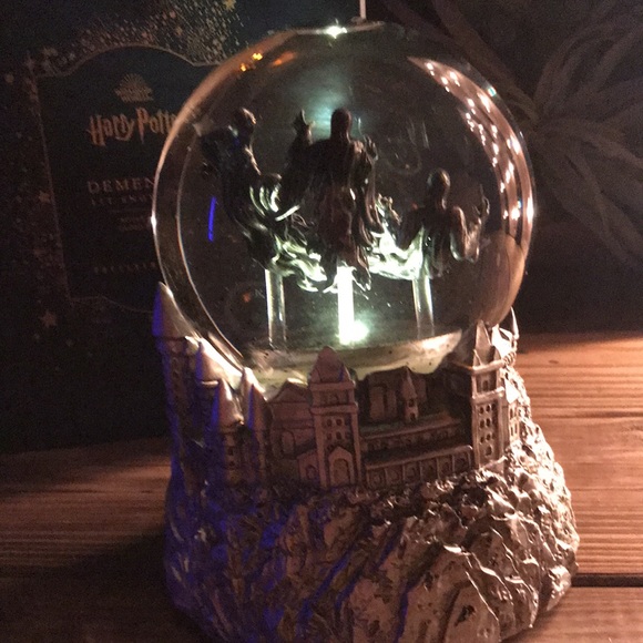 Pottery Barn Teen Harry Potter Flying and Whirling Dementors Snowglobe - Picture 4 of 17